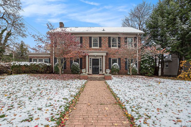 94 Chestnut Street, Battle Creek, MI 49017