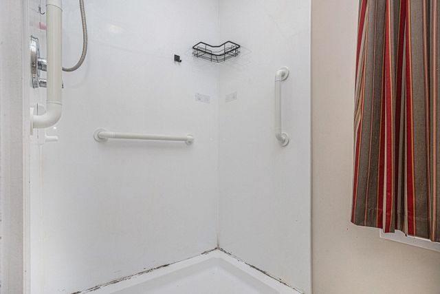 94 Chestnut Street, Battle Creek, MI 49017