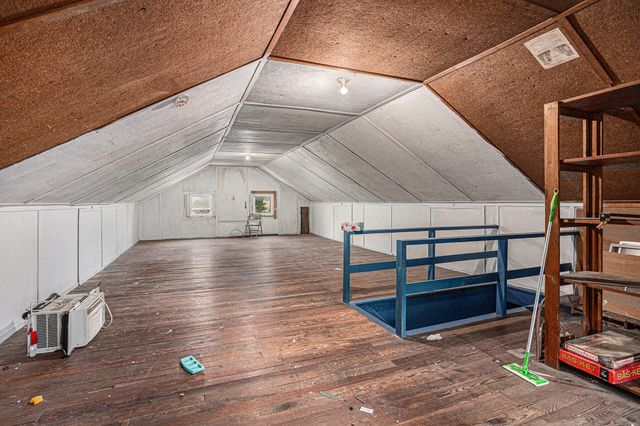 94 Chestnut Street, Battle Creek, MI 49017