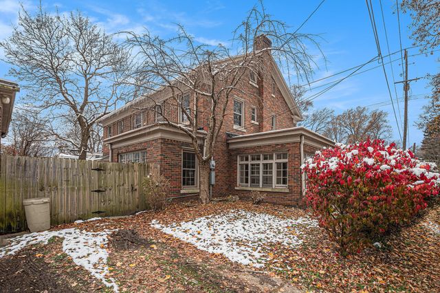 94 Chestnut Street, Battle Creek, MI 49017