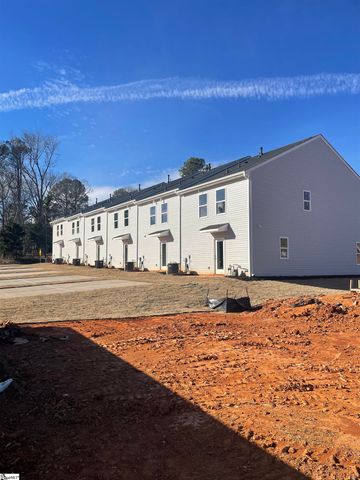 102 Wyndham Way, Laurens, SC 29360