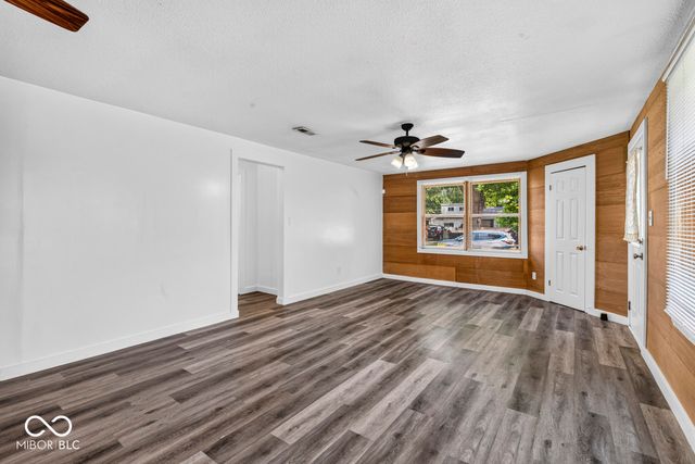 1257 Congress Street, Middletown, IN 47356
