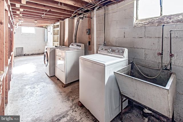 812 PARKSIDE, Claymont, DE 19703