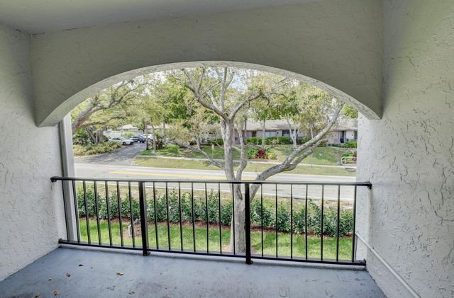 398 W Camino Real 1, Boca Raton, FL 33432