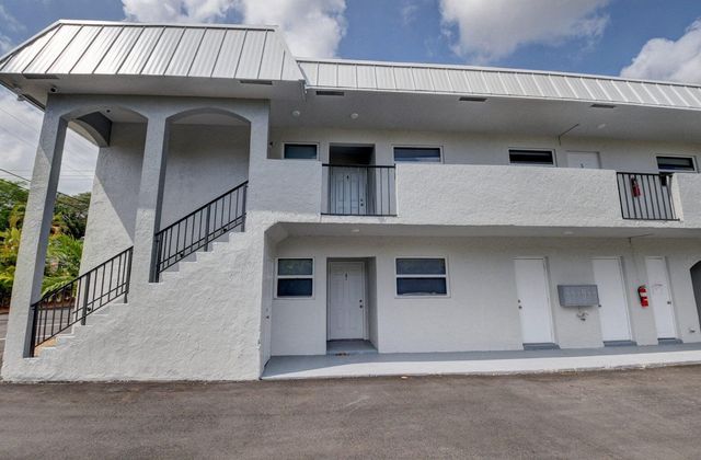 398 W Camino Real 1, Boca Raton, FL 33432
