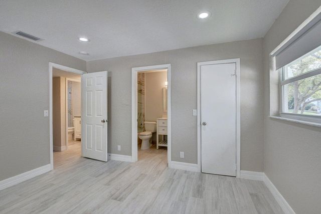 398 W Camino Real 1, Boca Raton, FL 33432