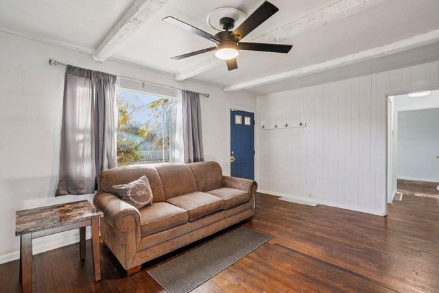 4004 W Congress STREET, Milwaukee, WI 53209