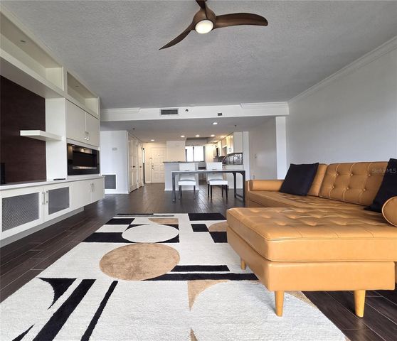 530 E CENTRAL BOULEVARD 604, Orlando, FL 32801