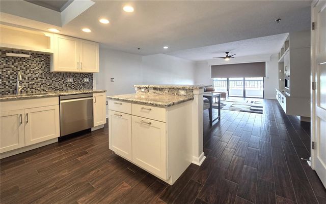 530 E CENTRAL BOULEVARD 604, Orlando, FL 32801