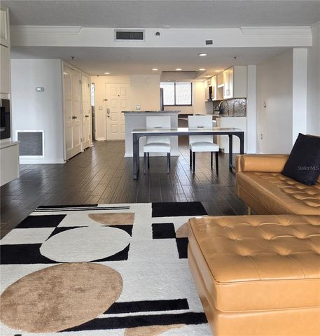 530 E CENTRAL BOULEVARD 604, Orlando, FL 32801