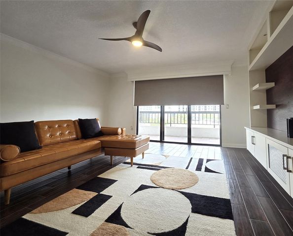 530 E CENTRAL BOULEVARD 604, Orlando, FL 32801
