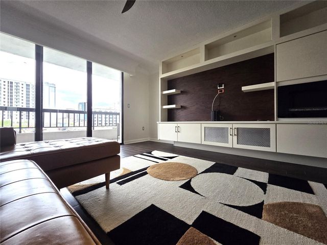 530 E CENTRAL BOULEVARD 604, Orlando, FL 32801