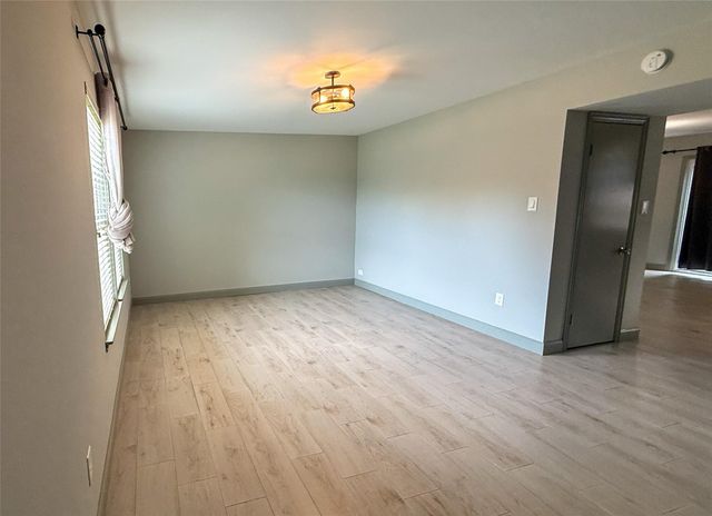 2226 Triway Lane 100, Houston, TX 77043