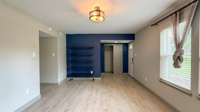 2226 Triway Lane 100, Houston, TX 77043