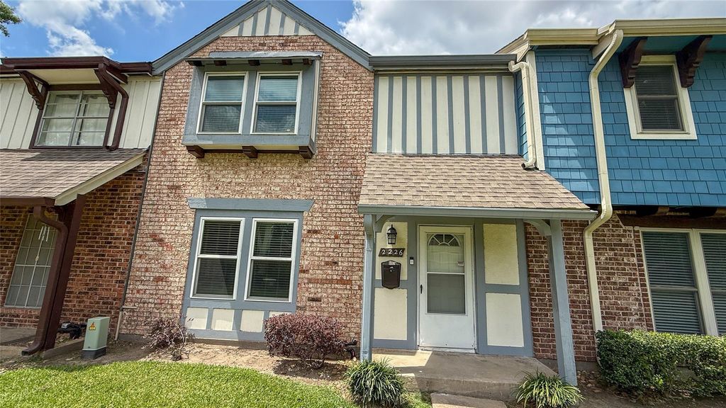 2226 Triway Lane 100, Houston, TX 77043