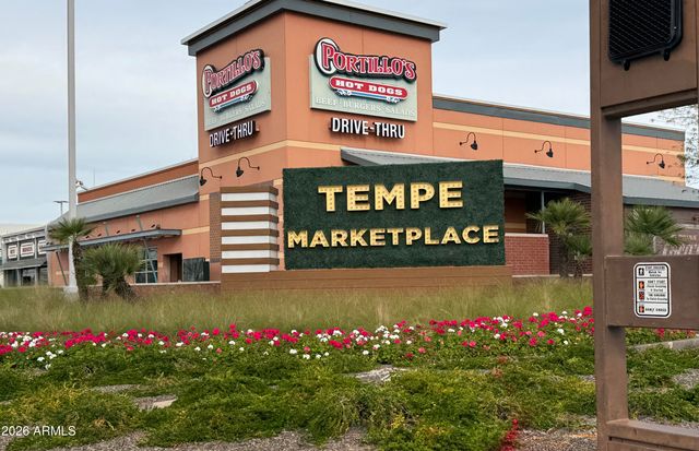 546 S ALLRED Drive, Tempe, AZ 85288