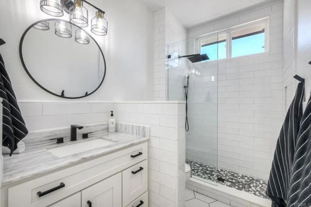 3844 Stoneridge Road, Carlsbad, CA 92010