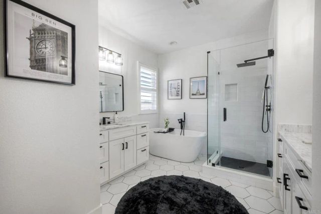 3844 Stoneridge Road, Carlsbad, CA 92010
