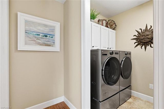 8040 Players Cove DR 102, Naples, FL 34113