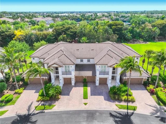 8040 Players Cove DR 102, Naples, FL 34113