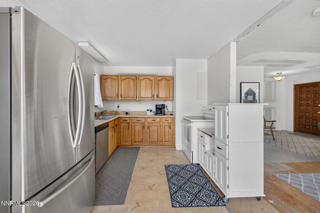 1101 Oro Way, Gardnerville, NV 89460