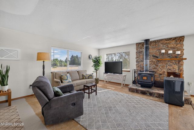 1101 Oro Way, Gardnerville, NV 89460