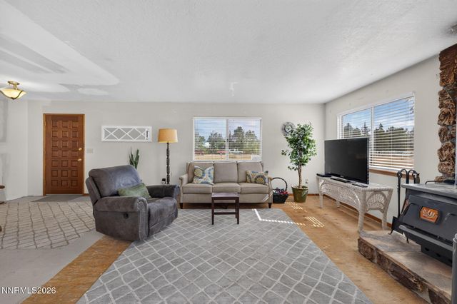 1101 Oro Way, Gardnerville, NV 89460