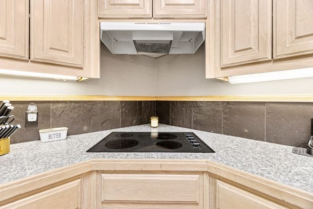 5205 New Orleans Dr, Odessa, TX 79762