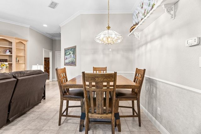 5205 New Orleans Dr, Odessa, TX 79762