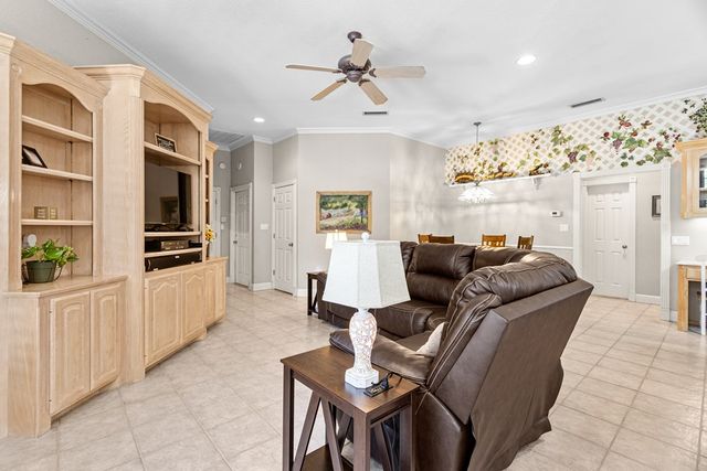 5205 New Orleans Dr, Odessa, TX 79762