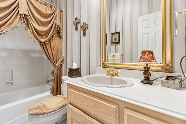 5205 New Orleans Dr, Odessa, TX 79762