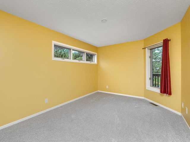 1381 Spencer Road W, Saint Paul, MN 55108