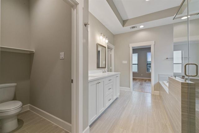 1119 E 27th Street, Houston, TX 77009