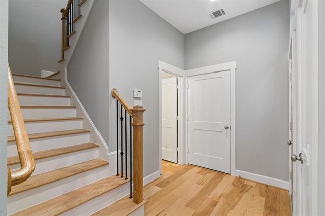 1119 E 27th Street, Houston, TX 77009