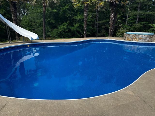 1823 Gowdeysville Road, Gaffney, SC 29340