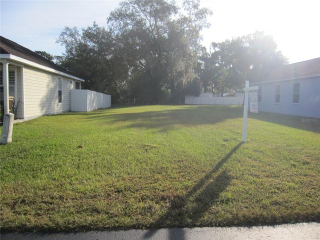 6523 VICTORIAN WAY, Zephyrhills, FL 33542