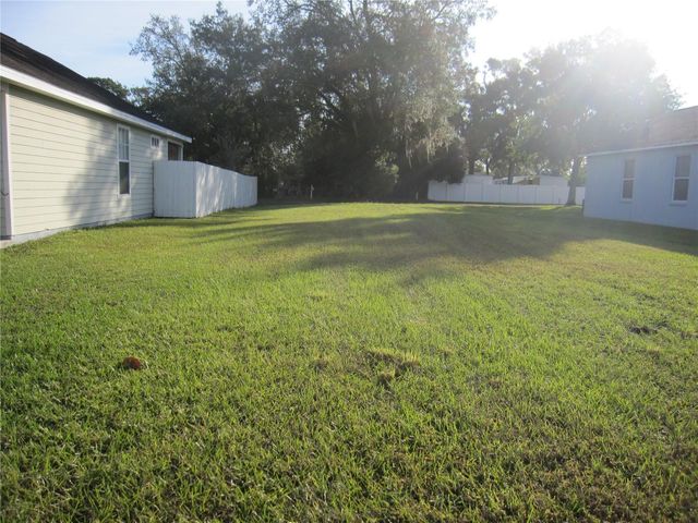 6523 VICTORIAN WAY, Zephyrhills, FL 33542