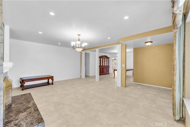 9820 Calendula, Westminster, CA 92683