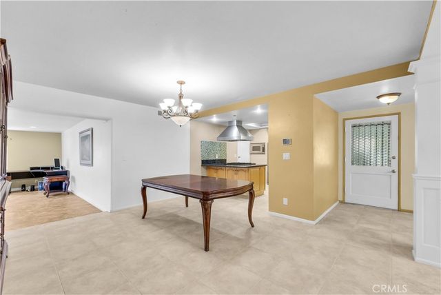 9820 Calendula, Westminster, CA 92683