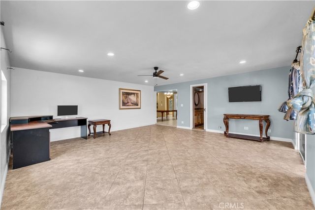 9820 Calendula, Westminster, CA 92683