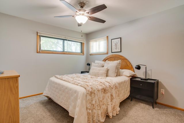 1842 15th Street S, Fargo, ND 58103