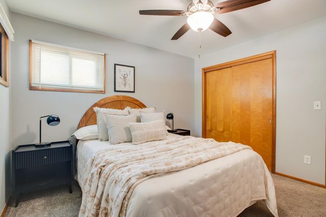 1842 15th Street S, Fargo, ND 58103