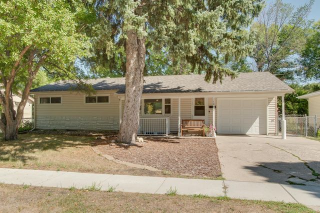 1842 15th Street S, Fargo, ND 58103