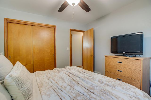 1842 15th Street S, Fargo, ND 58103