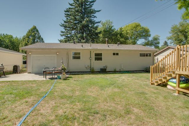 1842 15th Street S, Fargo, ND 58103
