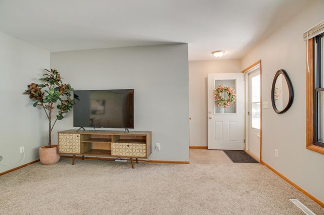 1842 15th Street S, Fargo, ND 58103