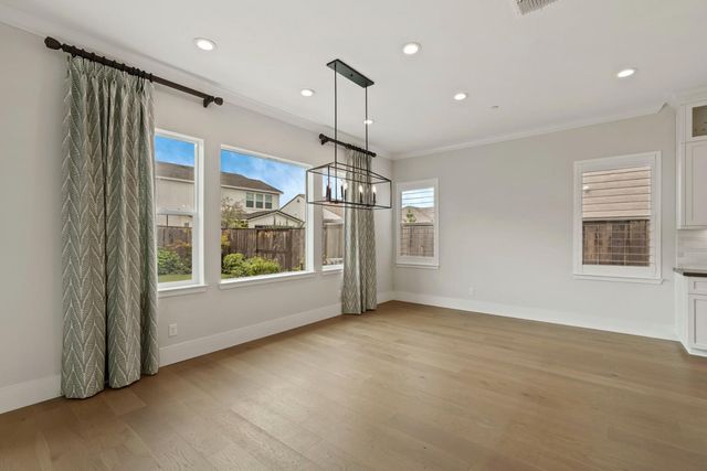 2946 Valencia, Lodi, CA 95242