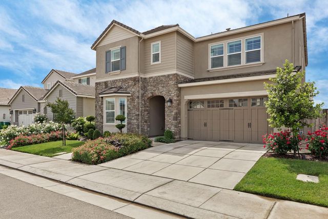 2946 Valencia, Lodi, CA 95242