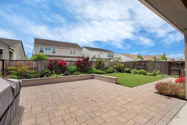 2946 Valencia, Lodi, CA 95242