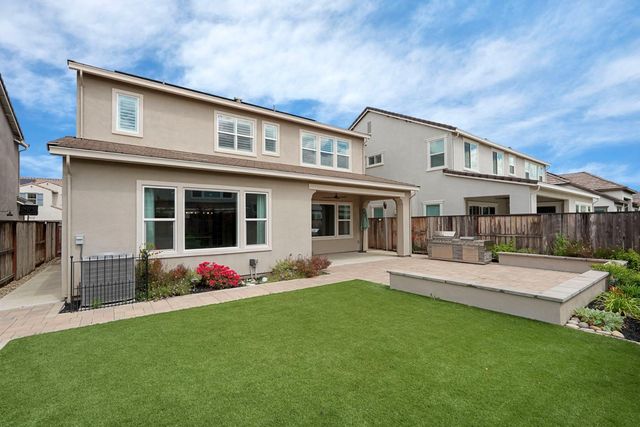 2946 Valencia, Lodi, CA 95242